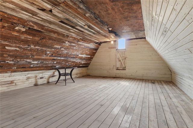 105 Hogan Road, Perinton, NY 14450