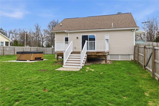 105 Hogan Road, Perinton, NY 14450