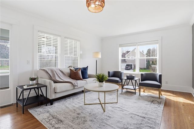 105 Hogan Road, Perinton, NY 14450