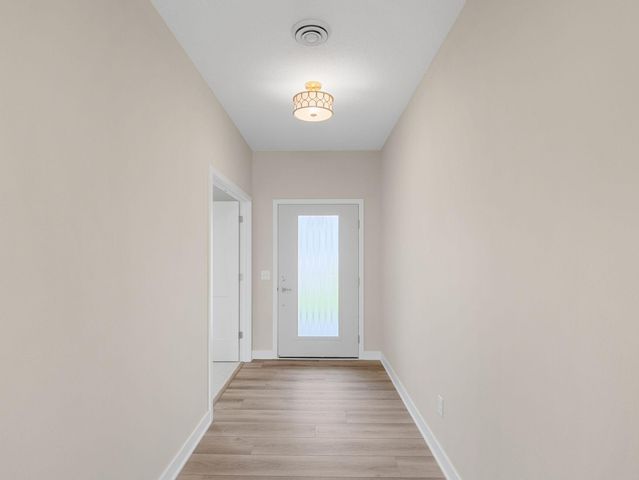 17714 Everest Avenue, Lakeville, MN 55044