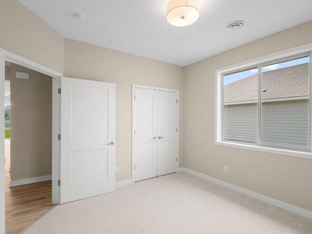 17714 Everest Avenue, Lakeville, MN 55044