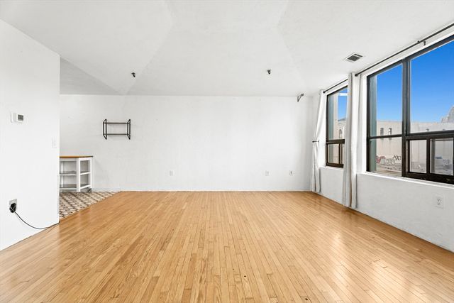 531 Main St 403M, Worcester, MA 01608