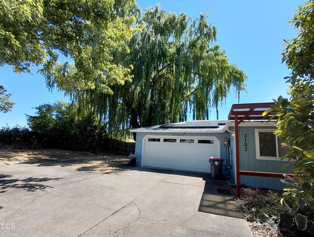 3102 Cody Street, Medford, OR 97504