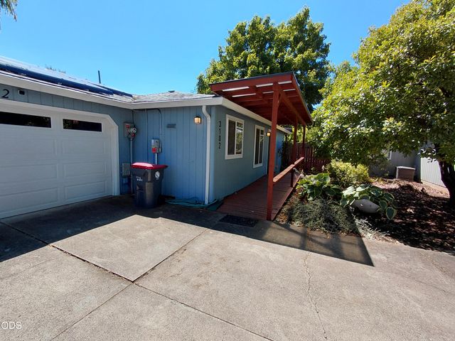 3102 Cody Street, Medford, OR 97504