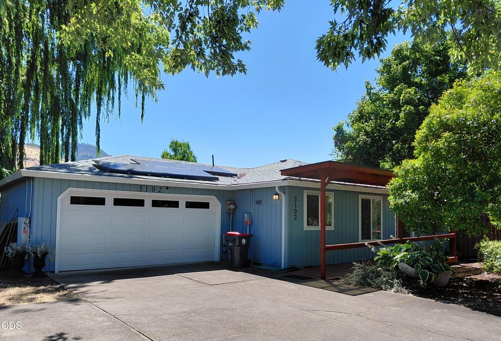 3102 Cody Street, Medford, OR 97504