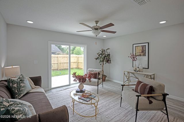 3221 PINE Avenue, Jacksonville, FL 32218