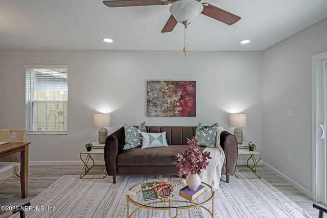 3221 PINE Avenue, Jacksonville, FL 32218