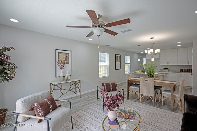 3221 PINE Avenue, Jacksonville, FL 32218