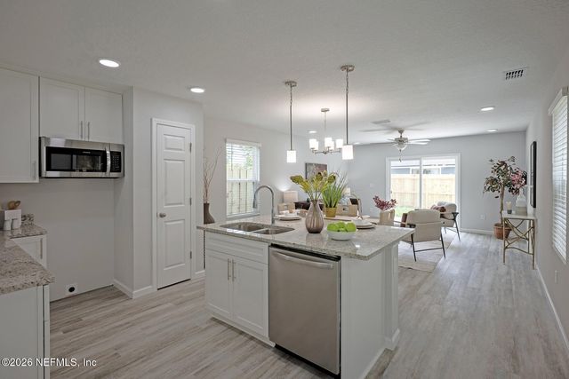 3221 PINE Avenue, Jacksonville, FL 32218