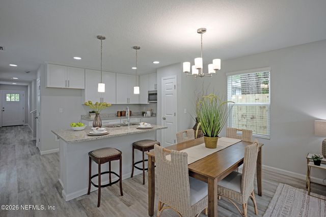 3221 PINE Avenue, Jacksonville, FL 32218