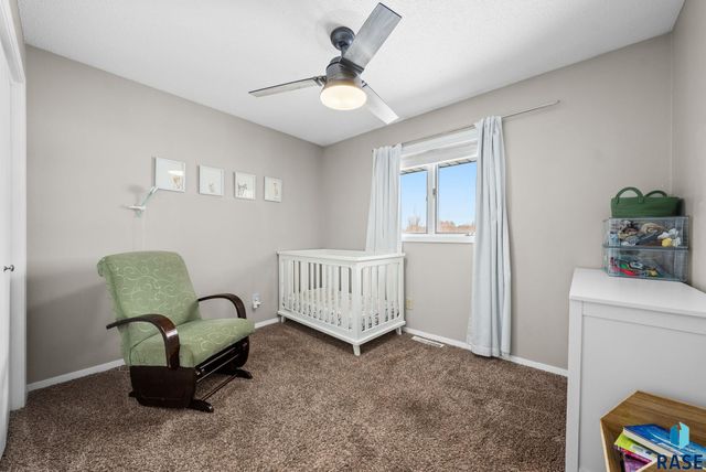 1905 S Fox Trl Trail, Sioux Falls, SD 57103