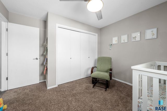 1905 S Fox Trl Trail, Sioux Falls, SD 57103