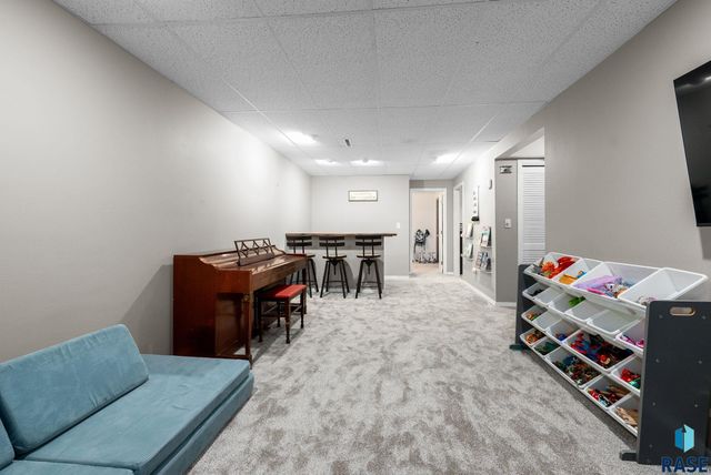 1905 S Fox Trl Trail, Sioux Falls, SD 57103