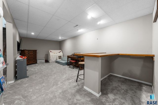 1905 S Fox Trl Trail, Sioux Falls, SD 57103