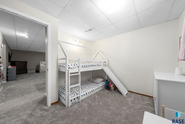 1905 S Fox Trl Trail, Sioux Falls, SD 57103