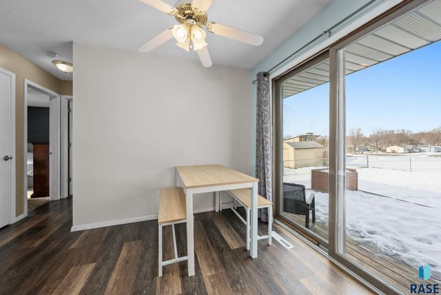 1905 S Fox Trl Trail, Sioux Falls, SD 57103