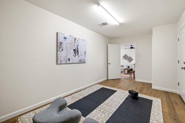 300 Clearday DR, Austin, TX 78745