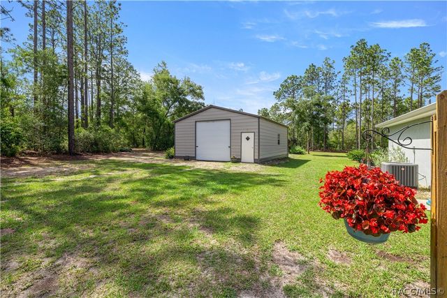 3372 W Webster Place, Citrus Springs, FL 34433