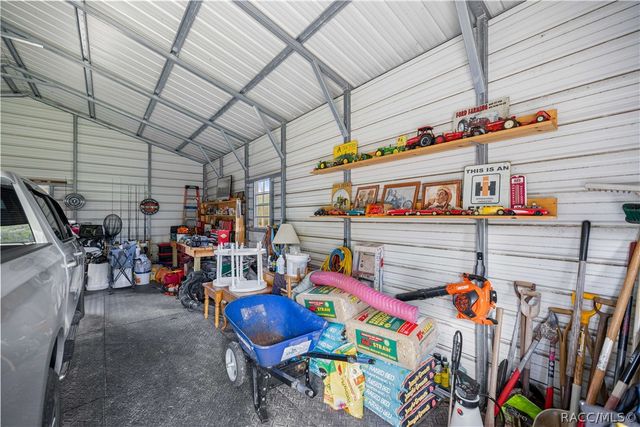 3372 W Webster Place, Citrus Springs, FL 34433