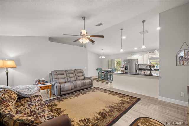 3372 W Webster Place, Citrus Springs, FL 34433
