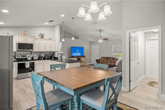 3372 W Webster Place, Citrus Springs, FL 34433