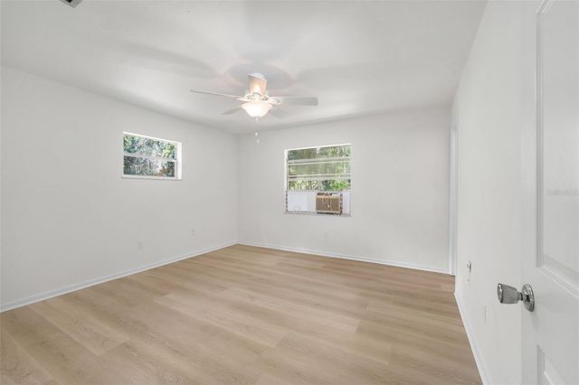 4825 SW 19TH STREET, Gainesville, FL 32608