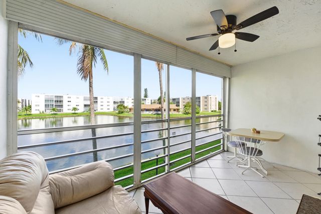 1024 SE 5th Avenue 202, Dania Beach, FL 33004