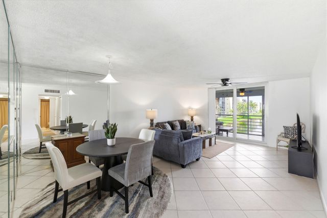 1024 SE 5th Avenue 202, Dania Beach, FL 33004