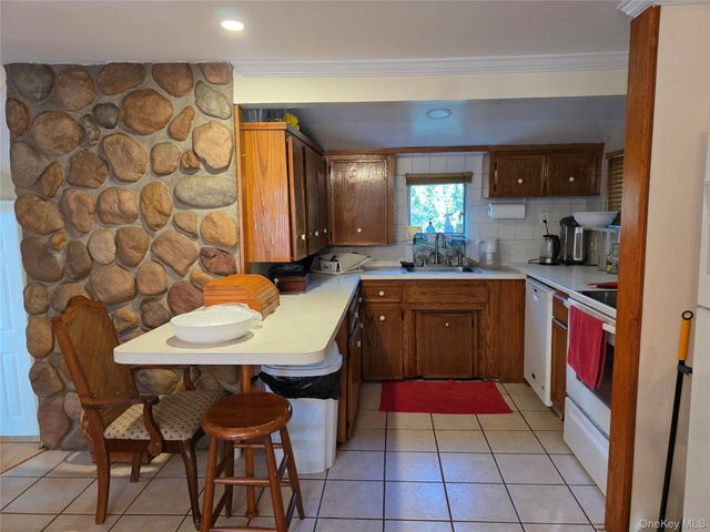 51 Aloma Road, Rocky Point, NY 11778