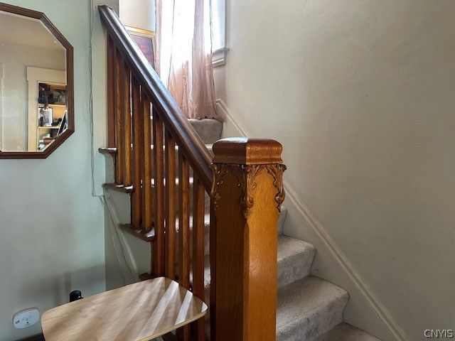 1043 Lancaster Avenue, Syracuse, NY 13210
