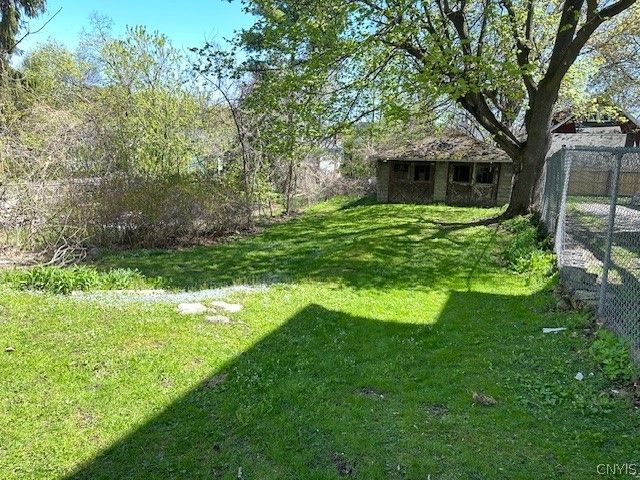 1043 Lancaster Avenue, Syracuse, NY 13210