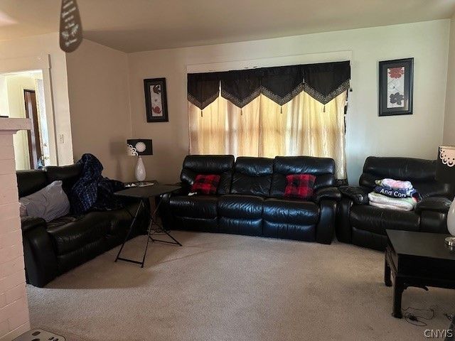 1043 Lancaster Avenue, Syracuse, NY 13210