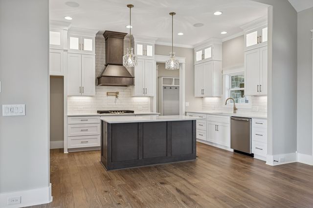 6208 Cedar Brooke Lane, Spring Hill, TN 37174