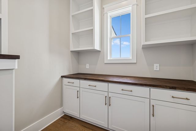 6208 Cedar Brooke Lane, Spring Hill, TN 37174