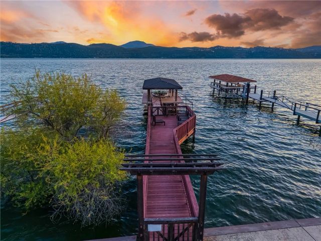 12620 Lakeshore Drive, Clearlake, CA 95422