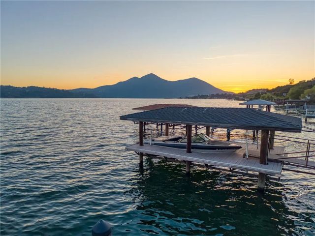 12620 Lakeshore Drive, Clearlake, CA 95422