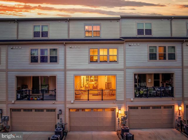 3825 TUSSICA WAY, Fairfax, VA 22030