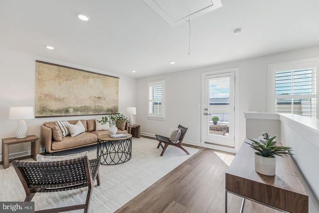 3825 TUSSICA WAY, Fairfax, VA 22030
