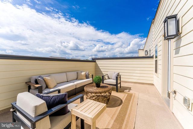 3825 TUSSICA WAY, Fairfax, VA 22030