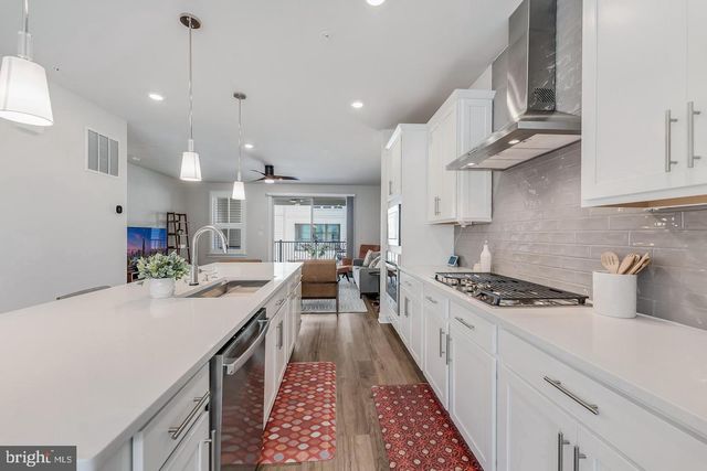 3825 TUSSICA WAY, Fairfax, VA 22030