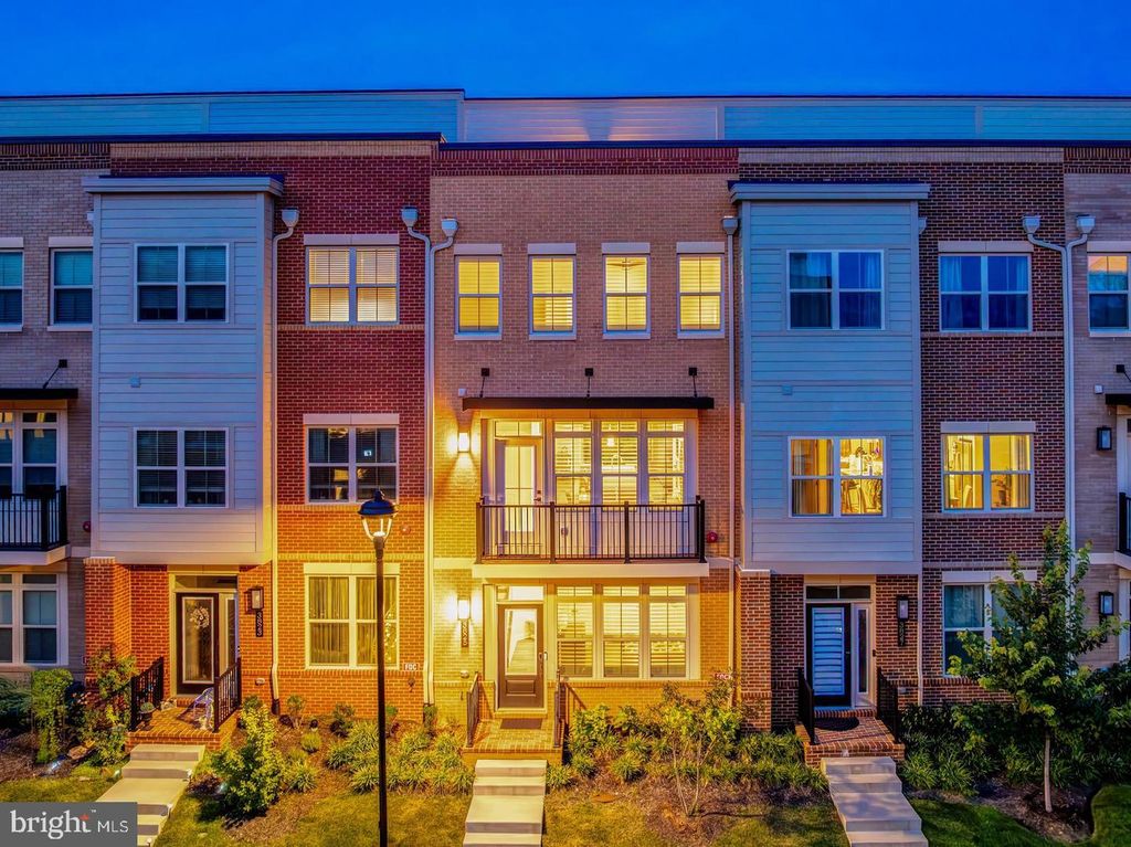 3825 TUSSICA WAY, Fairfax, VA 22030