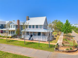 39 Boulevard, Carlton Landing, OK 74432