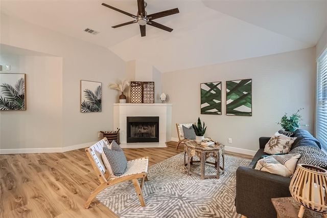 1701 Hollow Tree BLVD, Round Rock, TX 78681
