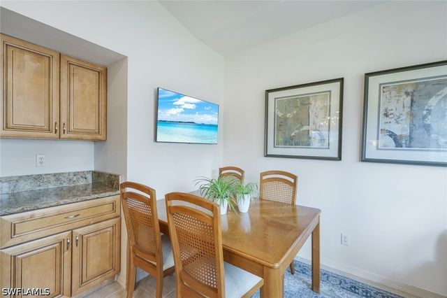 437 Wiggins Lake CT 201, Naples, FL 34110