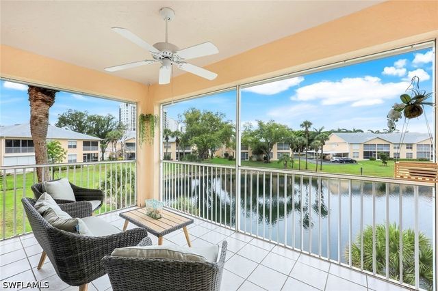 437 Wiggins Lake CT 201, Naples, FL 34110