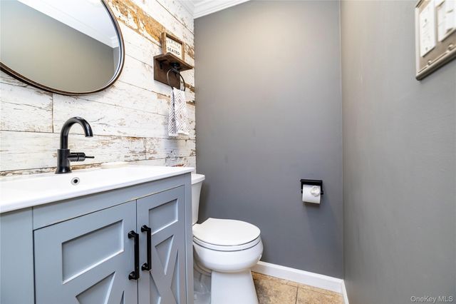 43 Webster Street, Malverne, NY 11565