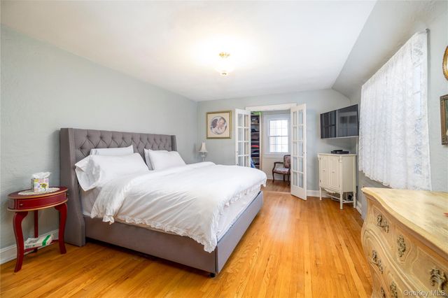 43 Webster Street, Malverne, NY 11565