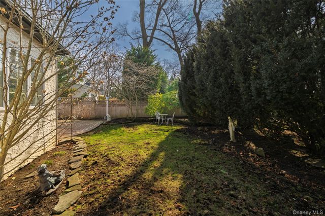 43 Webster Street, Malverne, NY 11565