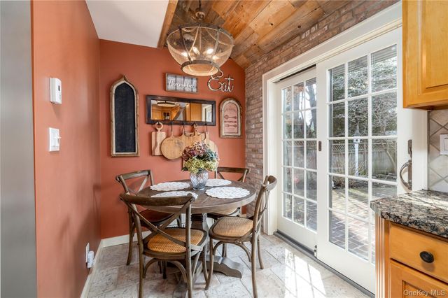 43 Webster Street, Malverne, NY 11565