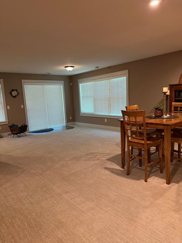 3335 Victoria Street N, Shoreview, MN 55126